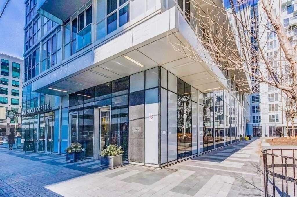 Front Street Suites Toronto Exterior foto